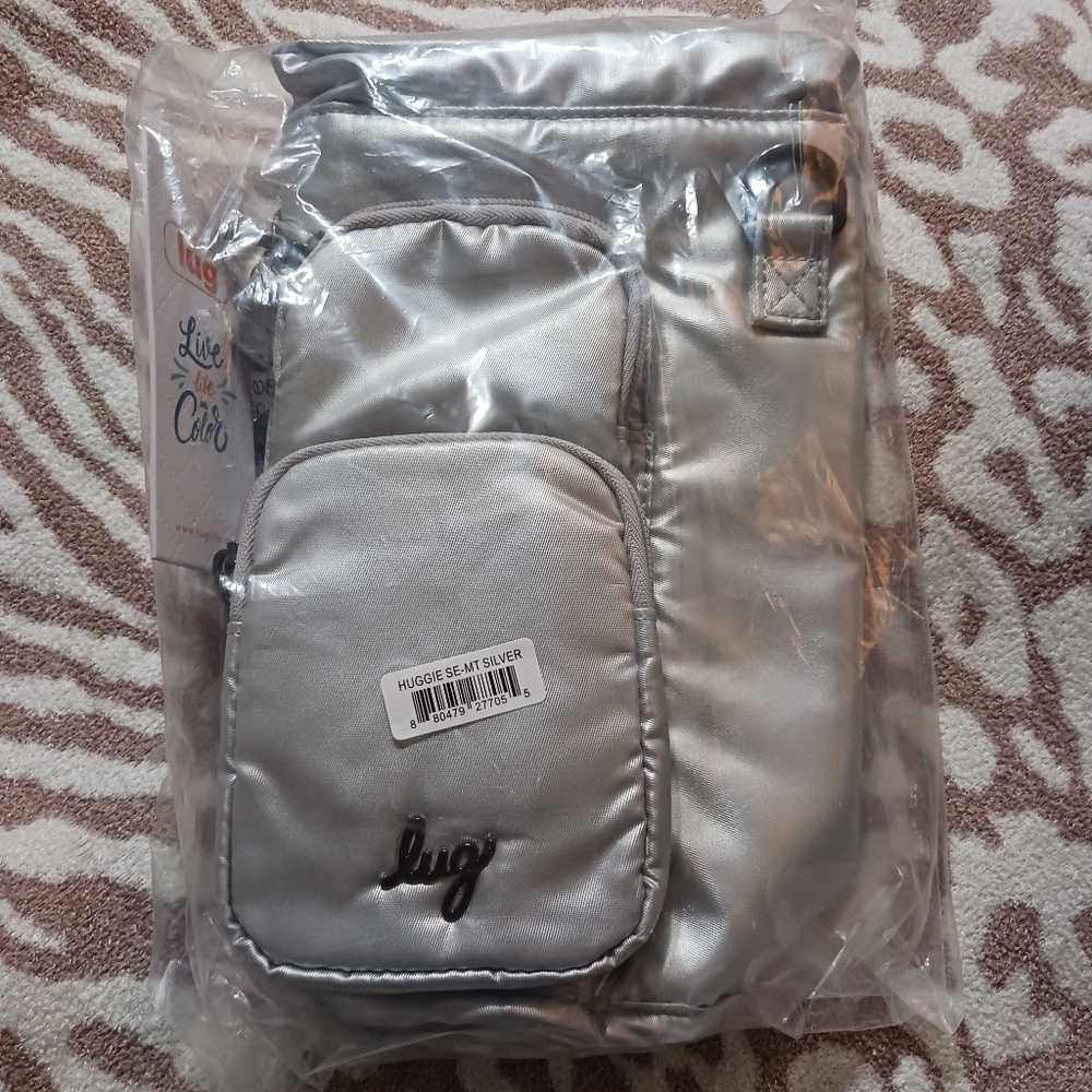 NWT LUG Insulated Crossbody Water Bottle Bag Huggie SE Metallic Silver
